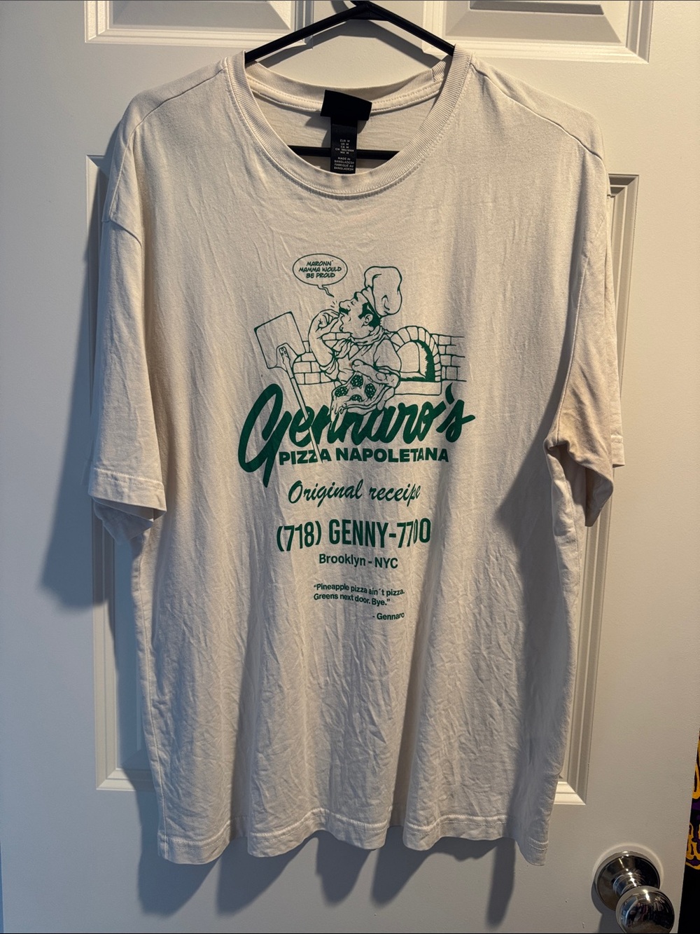 H&M Tee (Size M)